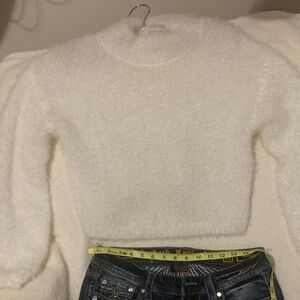 Rock Revival Sparkling White Women's Sweater this outfit can dressed to go.